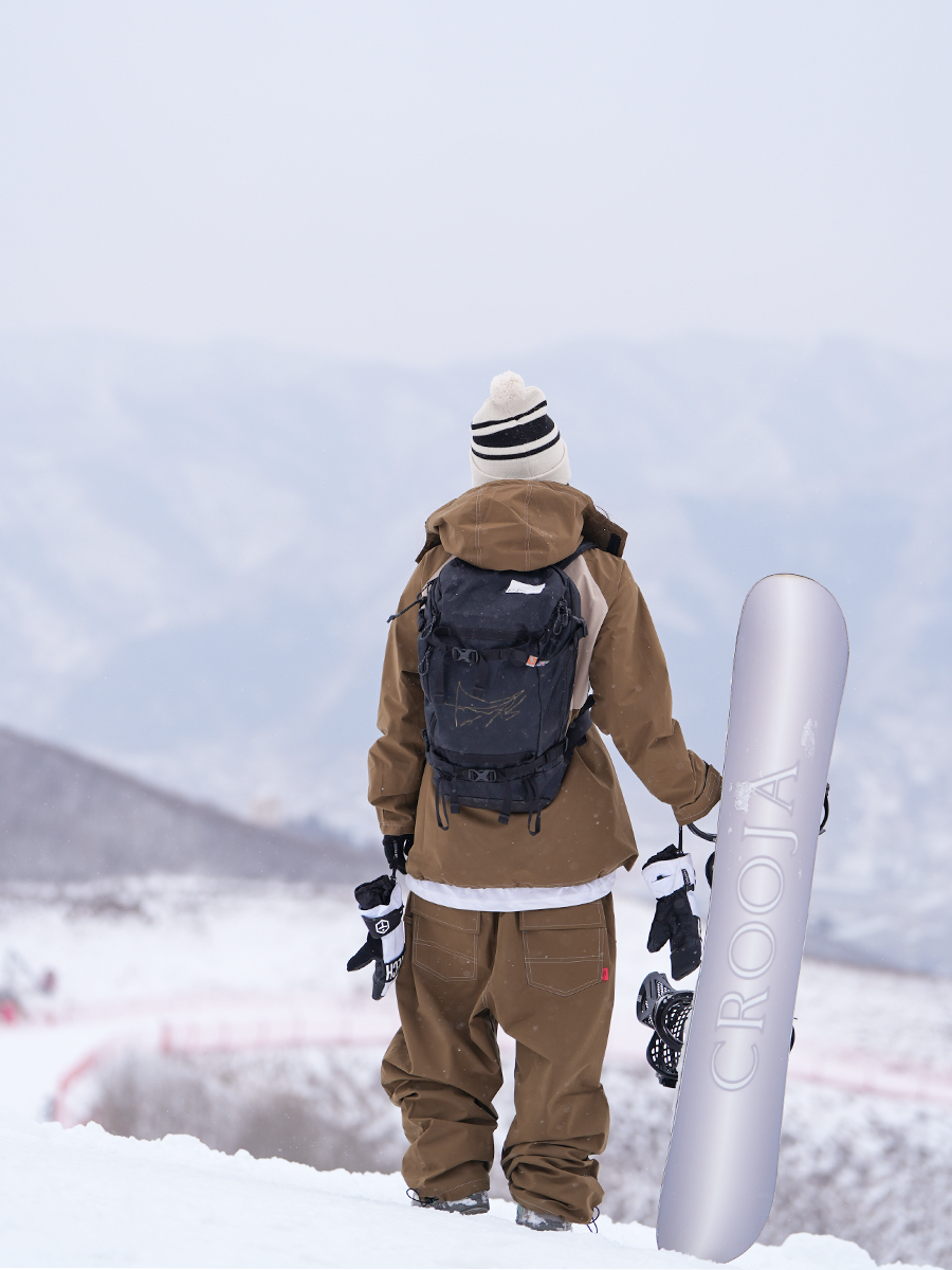 CoboFree ski suit, 3L waterproof, windproof snowpants, and a couple's snowsuit