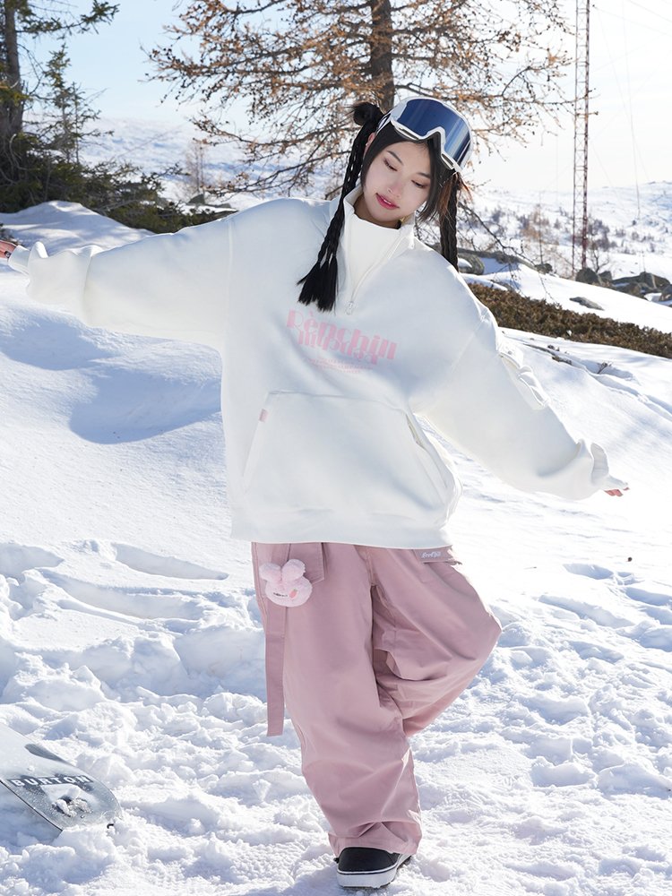 Ren Redcheon, the white skating suit, the man and the woman with the easy waterproof and windproof slabs, thicker