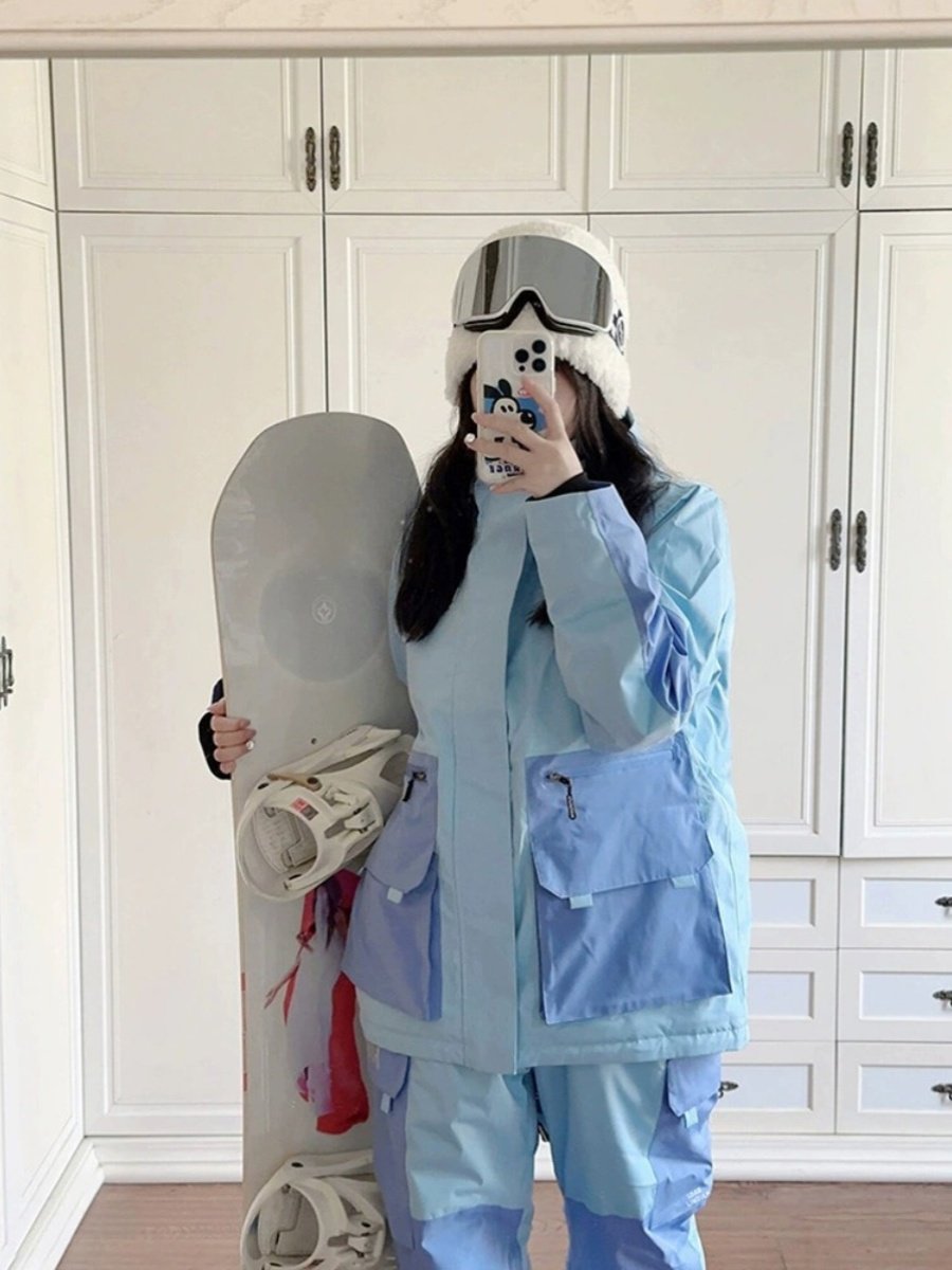 FYUT'S NEW OUT-OF-DOOR SKI SUIT FOR MEN AND WOMEN WITH A SINGLE, DOUBLE-SKINNED, SPECIALIZED SKI JACKET FOR WATER RESISTANCE TO GRINDING AND HEATING