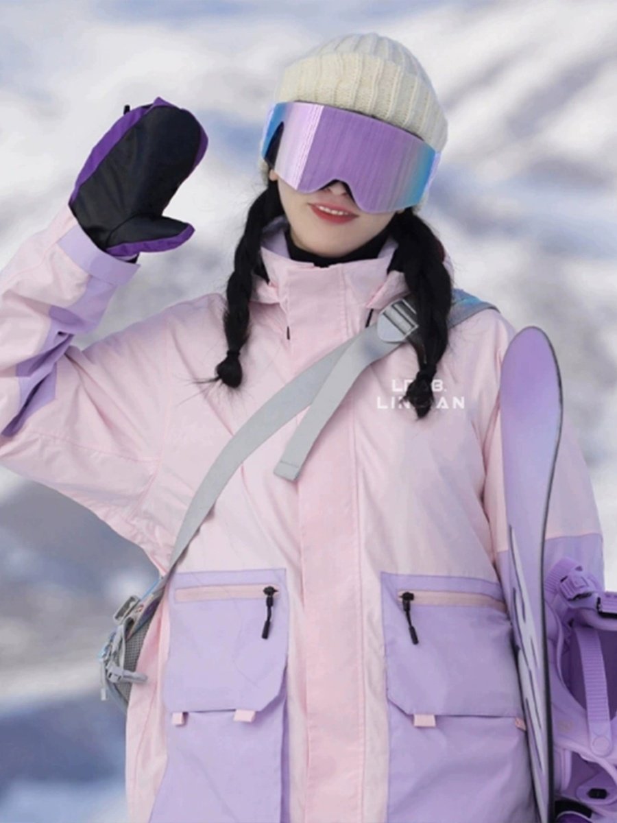FYUT'S NEW OUT-OF-DOOR SKI SUIT FOR MEN AND WOMEN WITH A SINGLE, DOUBLE-SKINNED, SPECIALIZED SKI JACKET FOR WATER RESISTANCE TO GRINDING AND HEATING