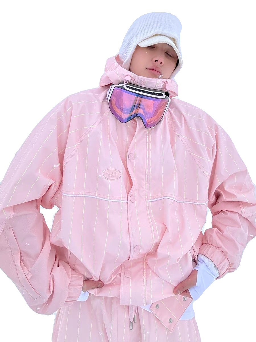 Little rabbits rent a couple long white hill skis, Qleo pink and velvet skis and pants