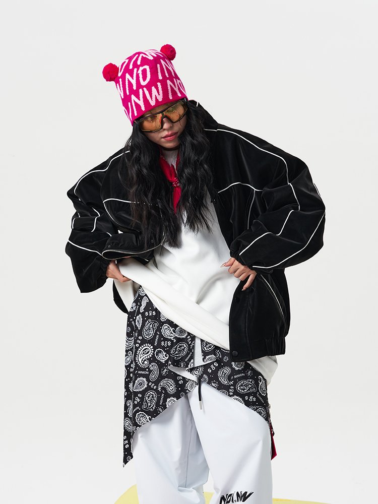 SCRAMBLING BASEBALL COATS WITH A 10K+ WARMER, SINGLE-SCATTERED SNOW SUIT