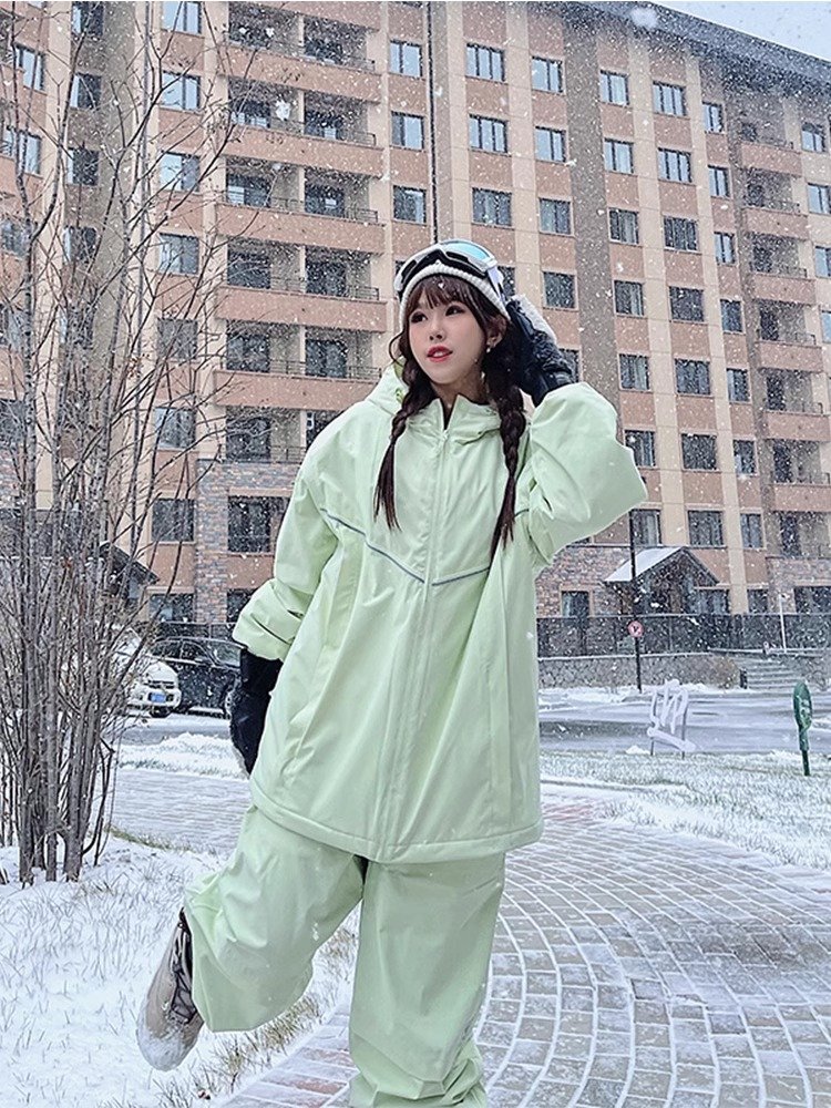 2023 new ski suit for young women in winter