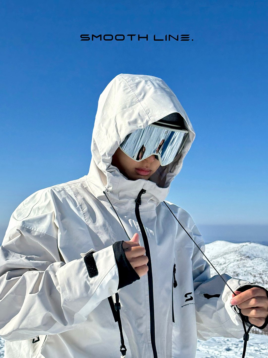 Smooth Line, a two-board, waterproof, two-board, white ski suit