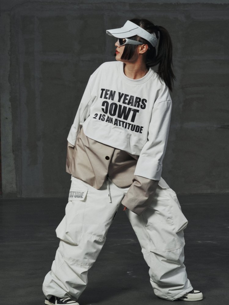 TWOC 2324, SECOND DEGREE, SNOW-SKISSING SUIT, DOUBLE-SKINNED SKI COAT