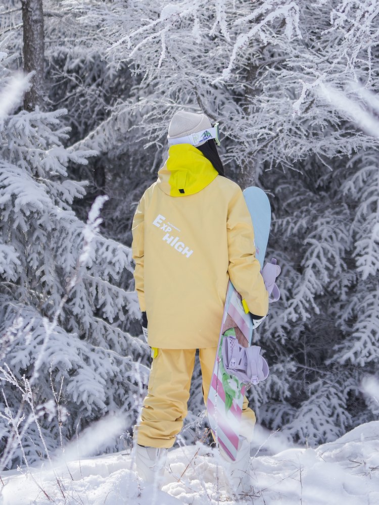 A new 2023 special ski suit for men and women with a single-skinned, water-preserve coat for women and men and a small American-style snow suit