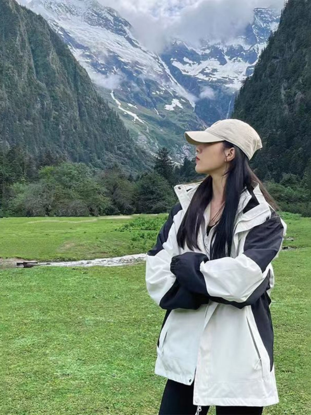 The men and women in the assault suit, three coats in the autumn and winter, and the wind and water-proof new 2024, the little man on the hill