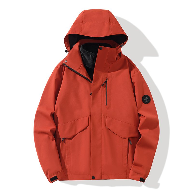 One or two sets of high-quality assault suit for men and women can be removed from a warm ski suit for waterproof and windproof climbing