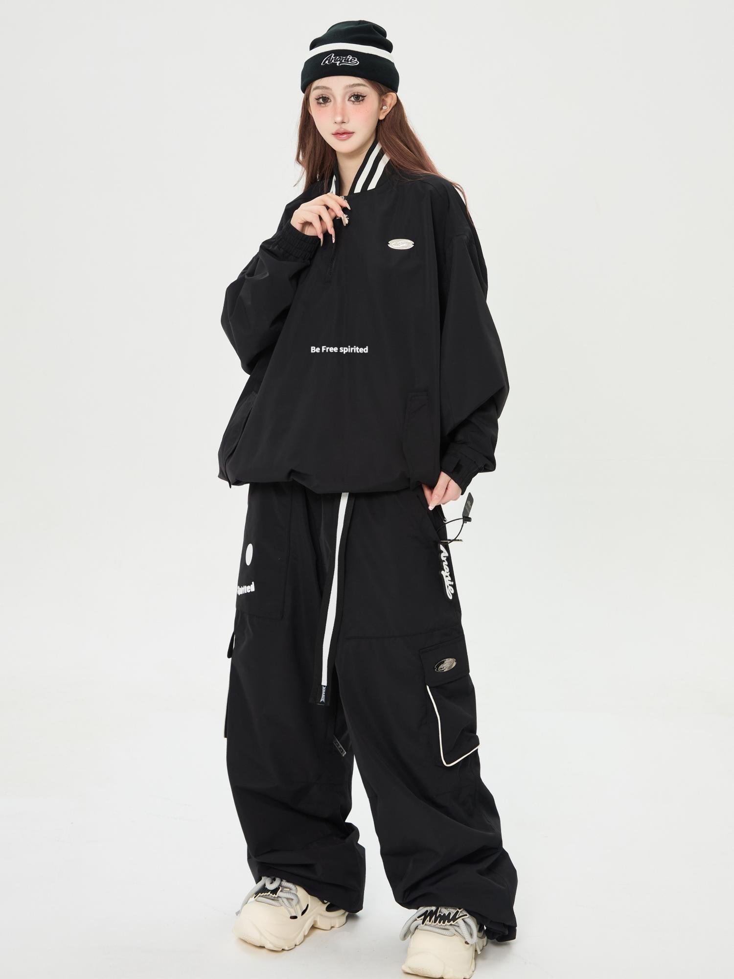 ANANIE'S ORIGINAL SKI SUIT WAS A SINGLE-SKINNED, FREE-OF-SKINNED, WATER-PRESERVING, AMERICAN SKI PANTS