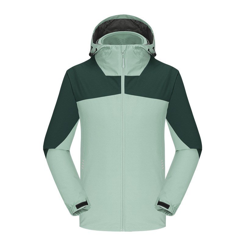 outdoor assault suit m with velvet and three with a ski suit with a wind-cracker jacket