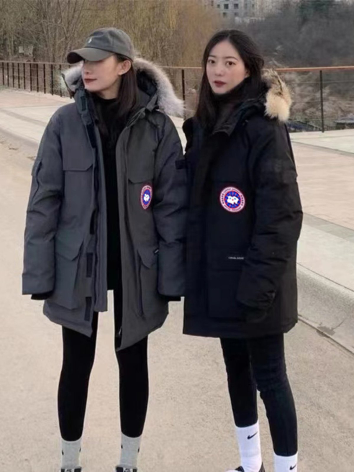 The couple's outdoor skier dressed in a pike-and-north-east velvet dress, Harbin, 40 degrees cold-proof
