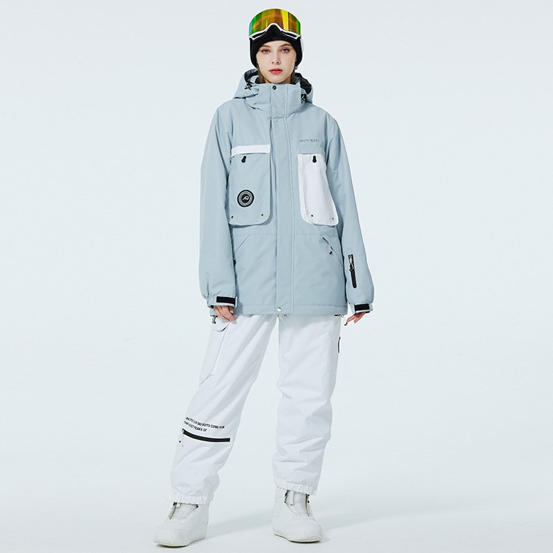 The new one for the women's ski suit, the man's in the outdoors for the winter, warm and thick, two-board ski pants