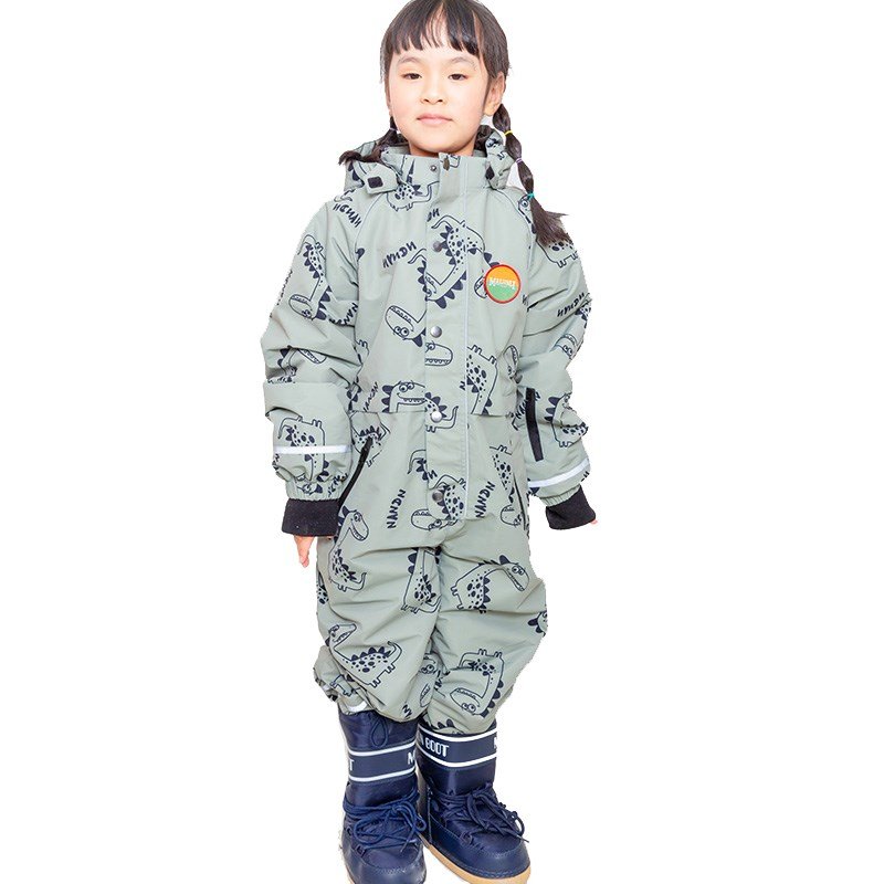 a cherries ski suit for a boy and a girl can take off a gel-coated ski suit with a cotton-protected child