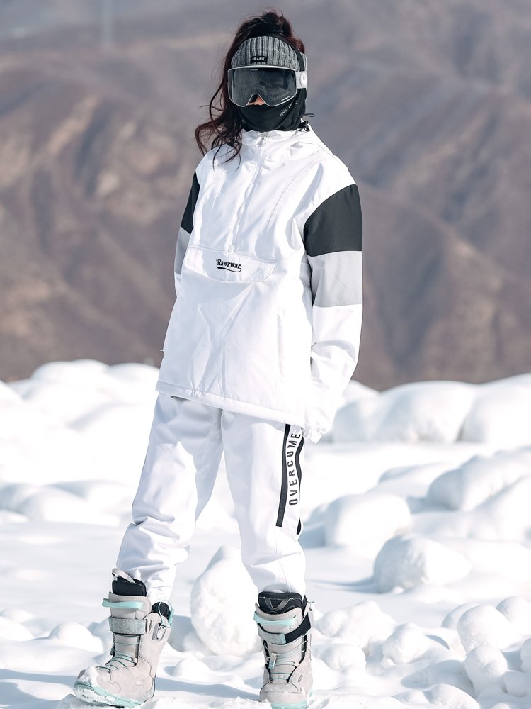 New ski suit for men and women in warm ski shirts and ski pants, waterproof air-retarding sheets and cotton skis