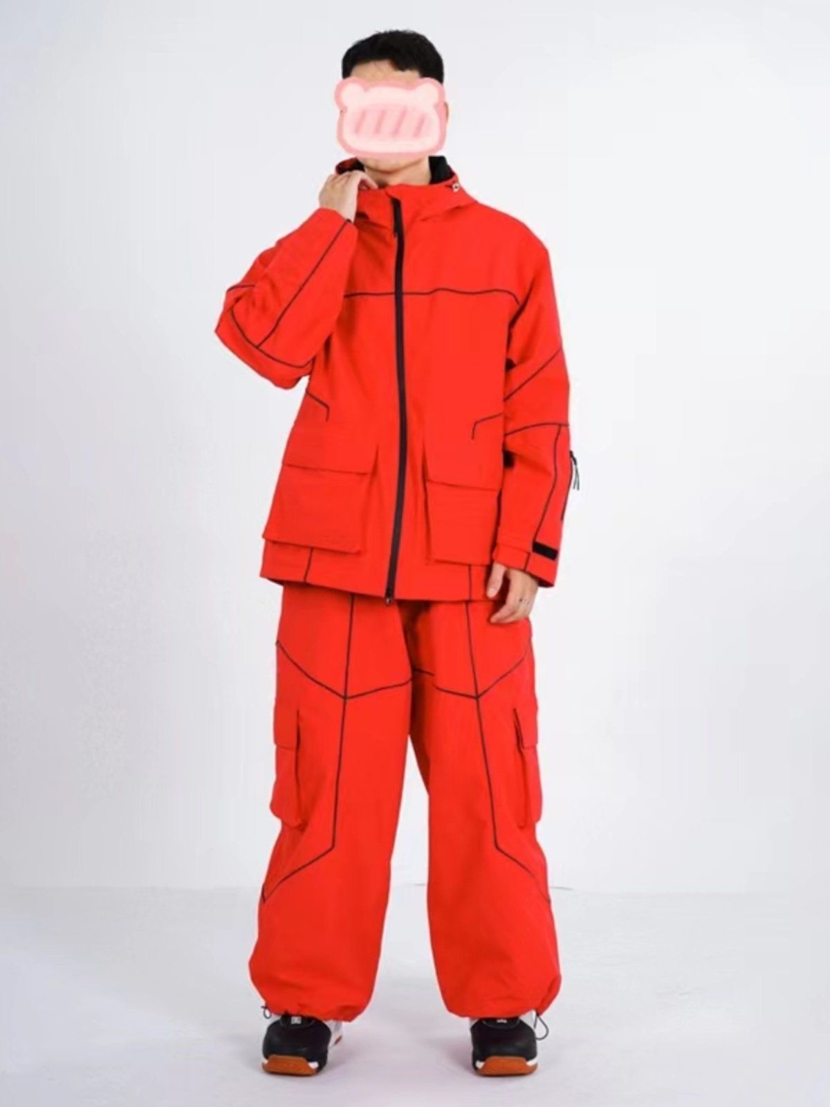1. YL.3L FULL-VOLATILIZED SKI SUIT WITH OVERSIZE PLANT AND A MONOLITH