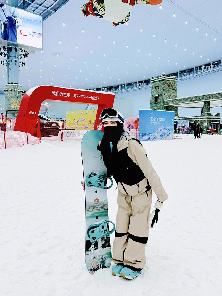 FYUT OUTDOORS IN THE AUTUMN AND WINTER, MEN AND WOMEN IN A SINGLE, DOUBLE-BOARD CLIMBER WITH A 2024 NEW SKI SUIT, WATERPROOF AND WARM