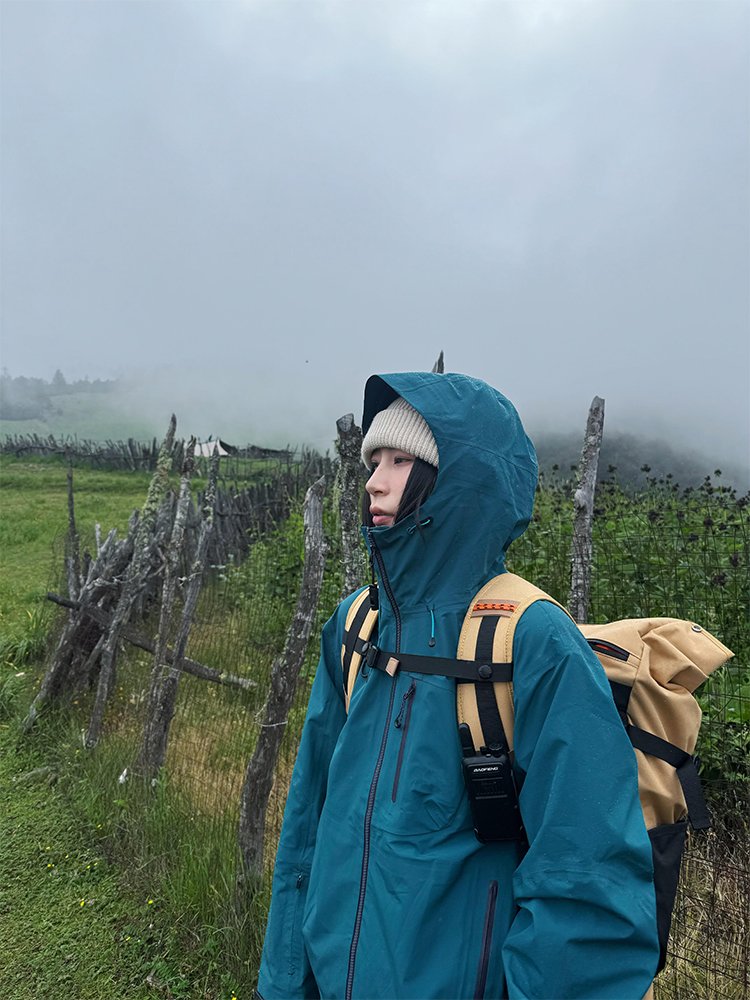 A new, 2024, outdoor wind and waterproof, three-and-a-hill skating suit