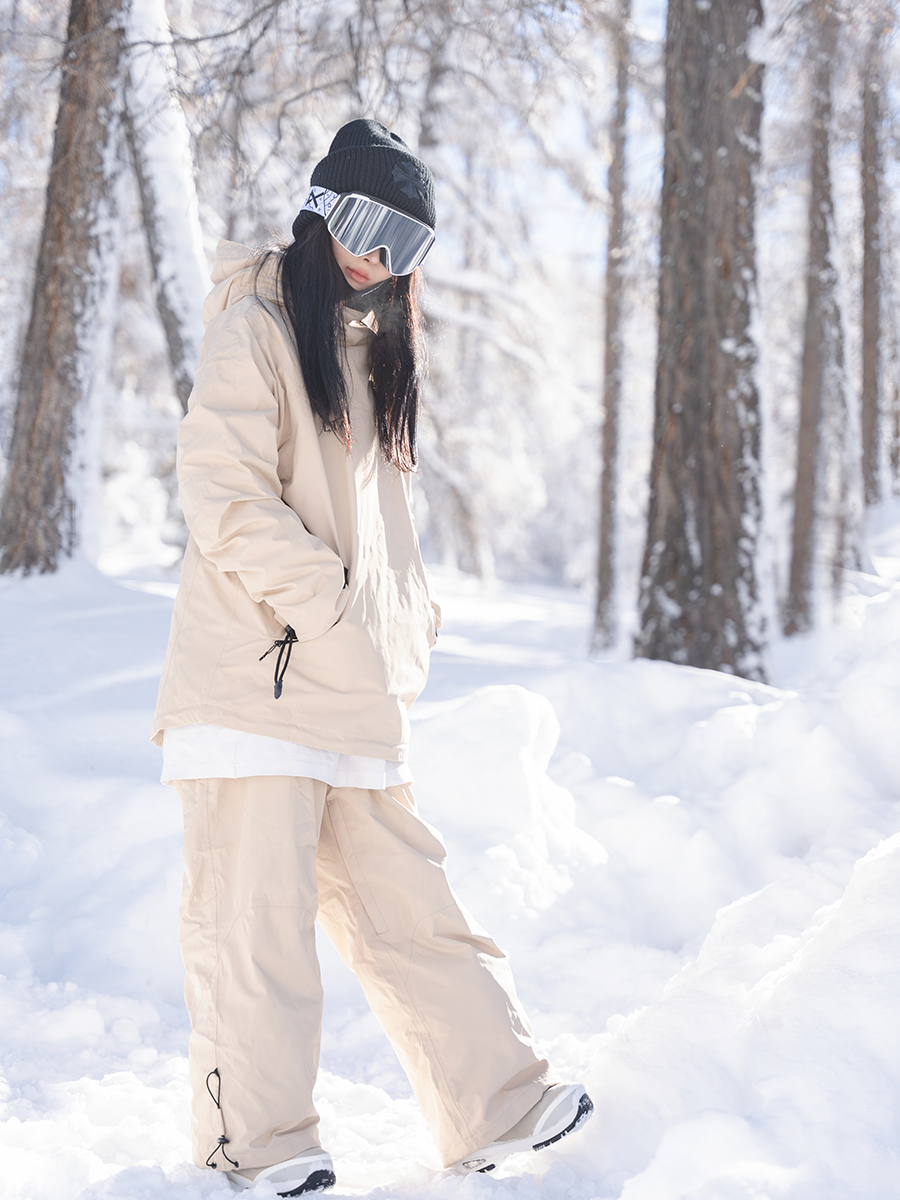 The new khaki ski suit for the winter was a merad wind and waterproof and cotton-skinned ski suit