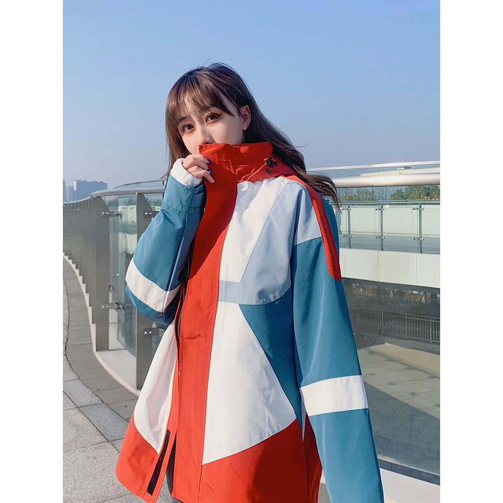 The import of a T-shirt and a T-shirt will remove a new 2022, a new American tid and thick ski suit