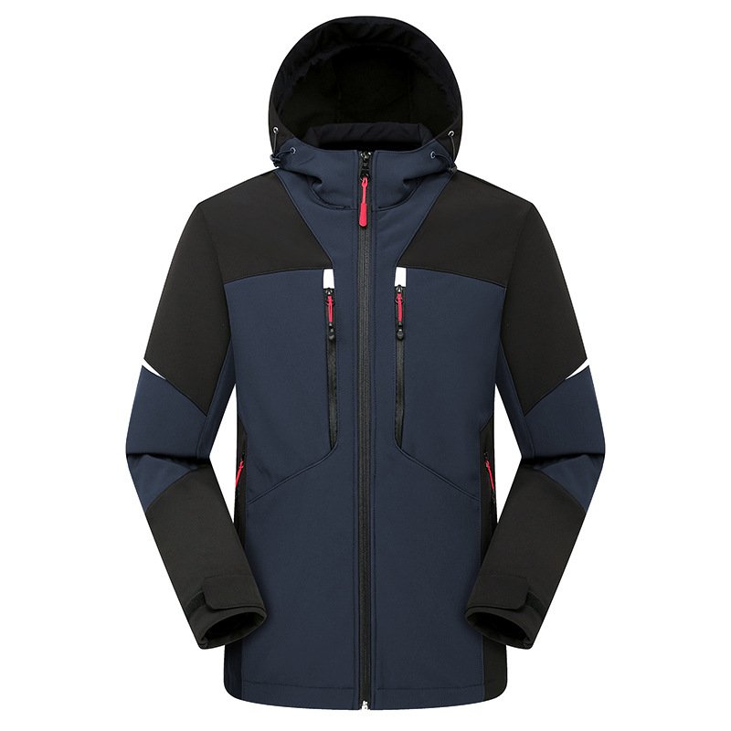 The Euphoria hangar fit for a winter sports outdoor soft-shell-skinned man riding on a fish-fishing hat and skiing against wind and water