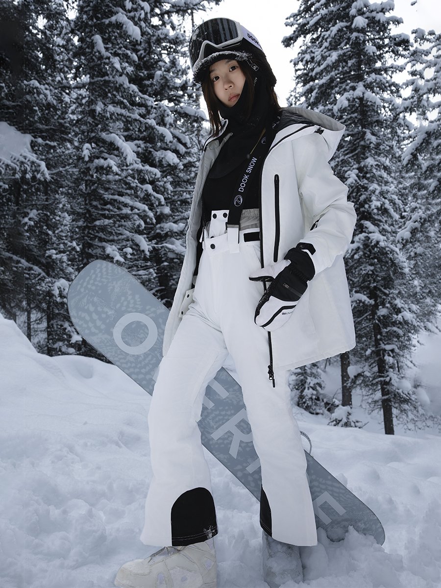 High-end ski-suit girl, double-boarded snow-suit, wind and water-proof, blue and loose ski jacket