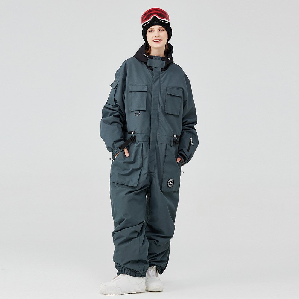 Single-skinned skating suit with a loose-skinned, open-air weather and waterproof ski suit