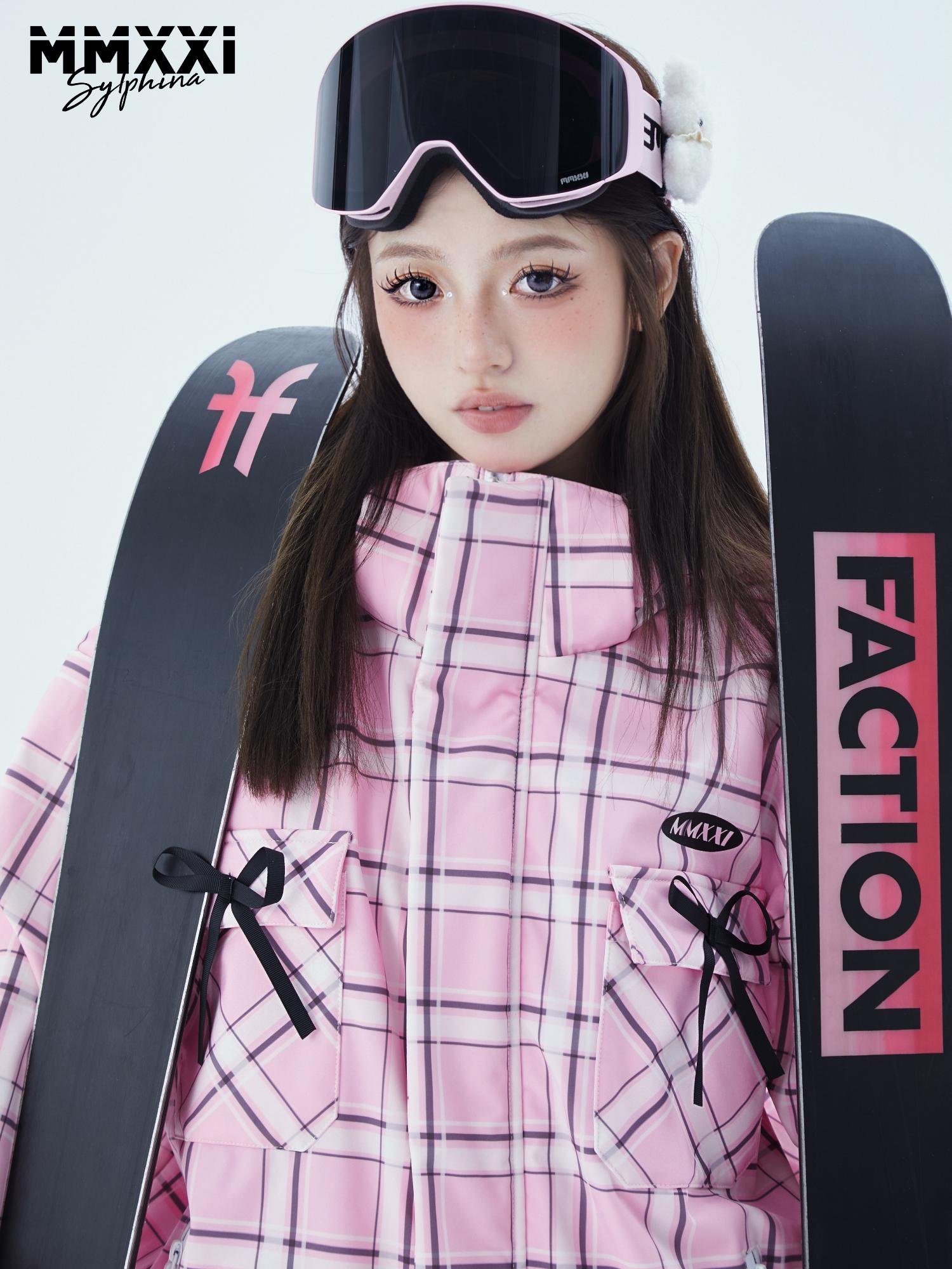 The new MMXXi butterflies, two-board ski suit suit for women with windproof and watery ski pants with a thick and cute one