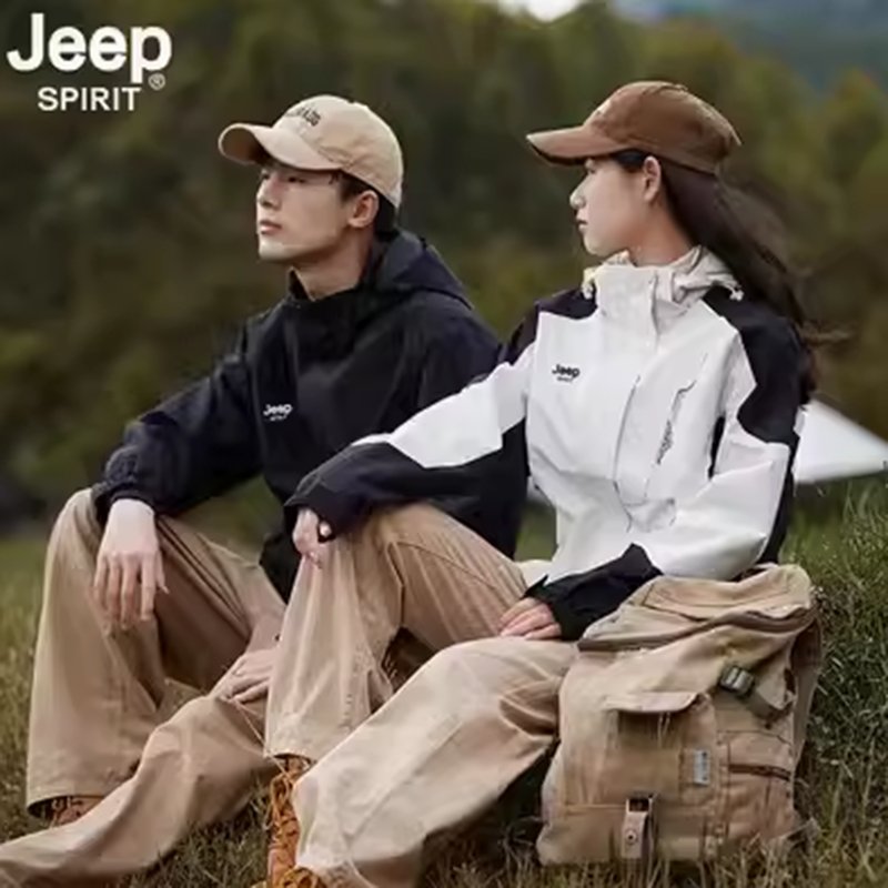 JEEP JEEP'S MAN-TO-MAN T-SHIRTS CAN BE REMOVED FROM TWO WATERPROOF SUITS IN AUTUMN AND WINTER