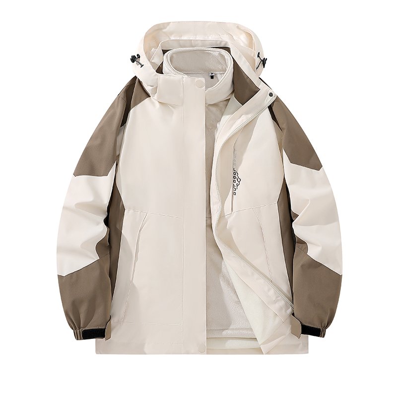 Three-and-a-man, 2024 new windproof and waterproof coats for a couple in a hiking suit