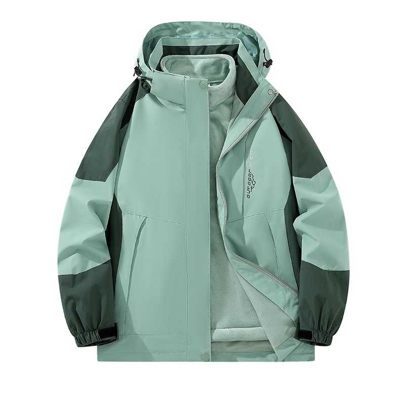 Three-and-a-man, 2024 new windproof and waterproof coats for a couple in a hiking suit