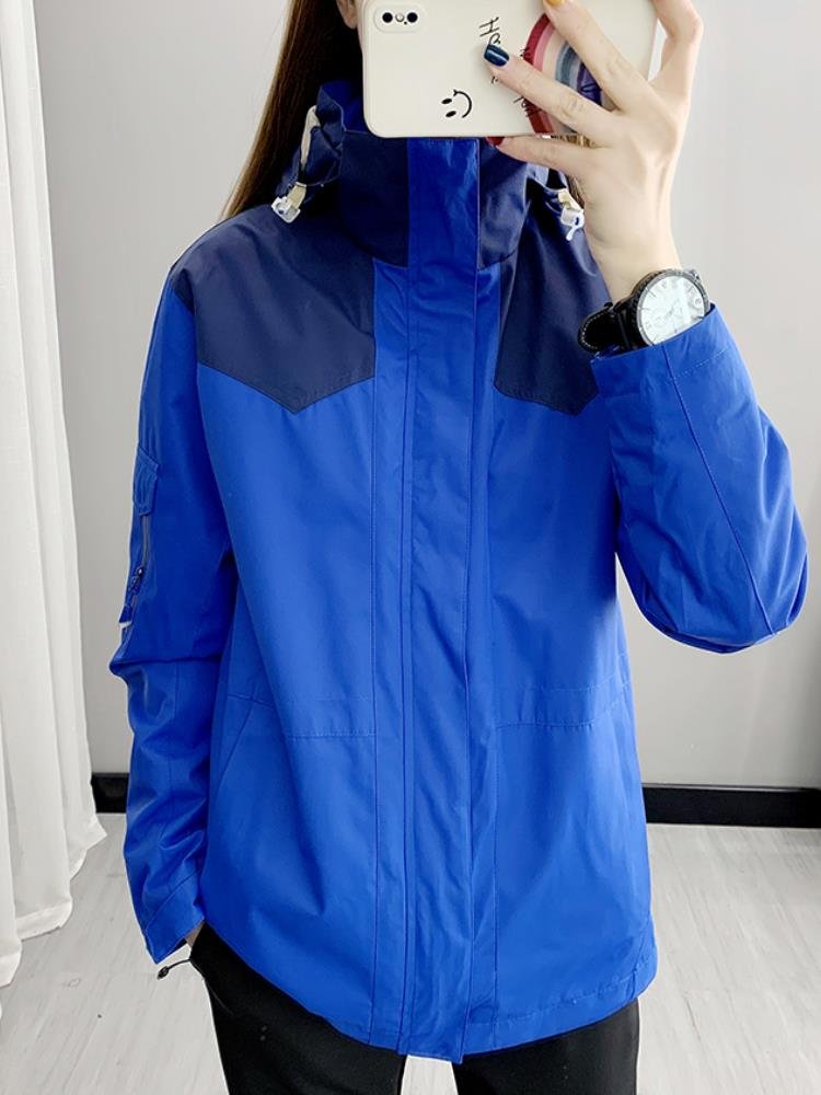The men and women in the Philapai field assault suit are one or two pairs of autumn and winter velvet and thick wind and waterproof
