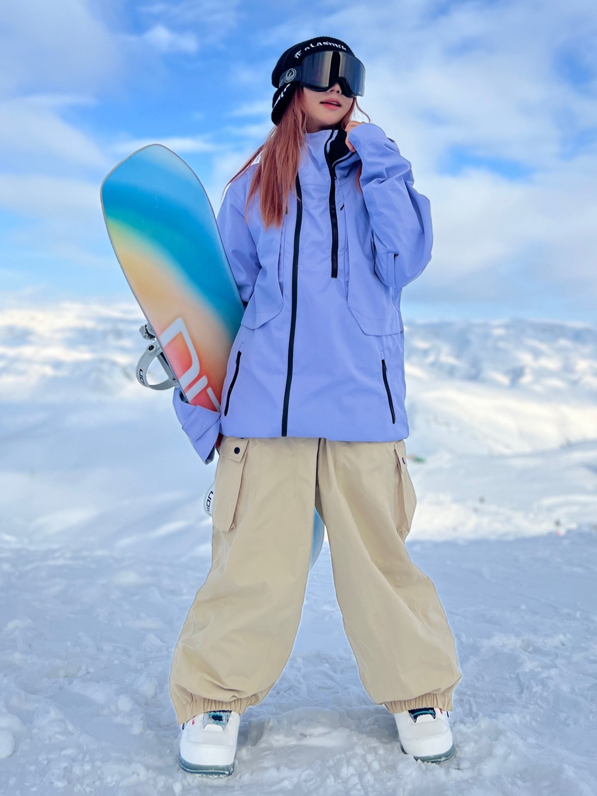 A new 2023 waterproof-skinned double-board man with a warm-country coat