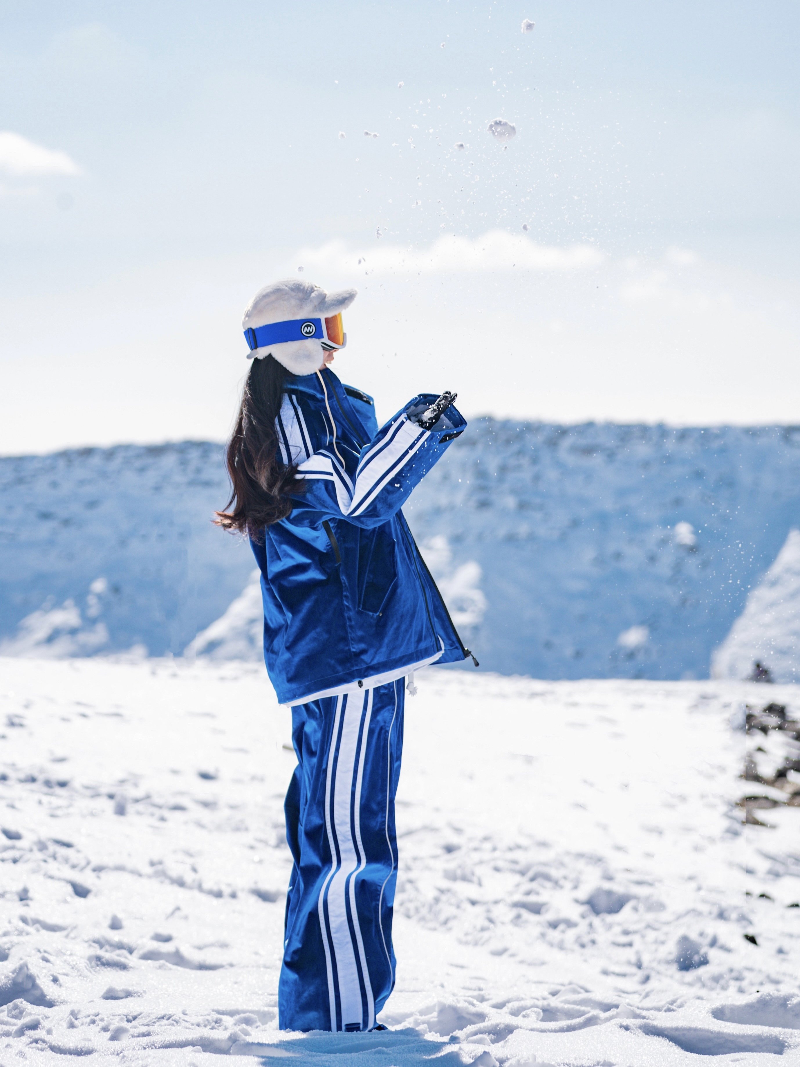 ZACHARIAH, THE NEW AMERICAN SINGLE-SKINNED SKATING DRESS LADY, WINDPROOF AND WATER-SKIDING PANTS