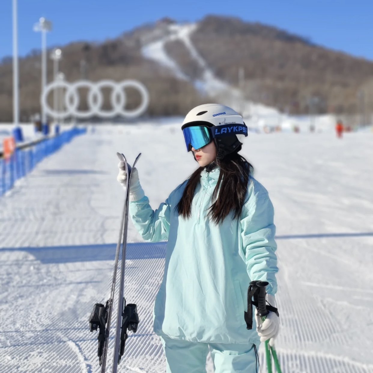 3-DOOR SINGLE-SKI-SKI SUIT WITH KOREAN AIR-TO-HEATING AND WATER-PROOF S