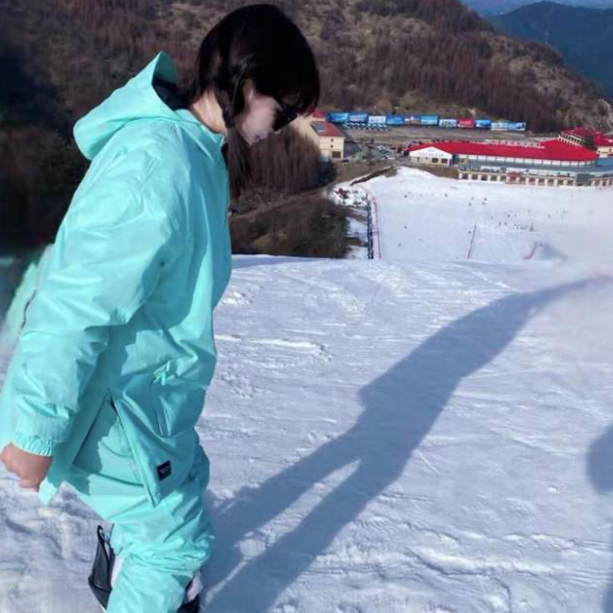 3-DOOR SINGLE-SKI-SKI SUIT WITH KOREAN AIR-TO-HEATING AND WATER-PROOF S