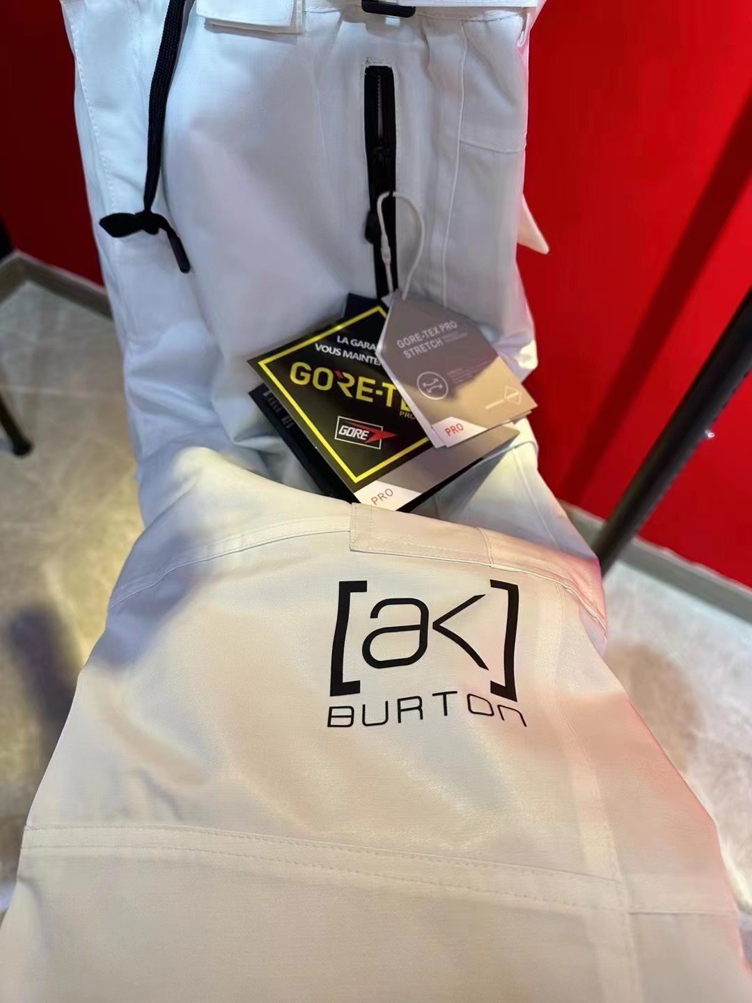 AK SKI PANTS 21/22 OLD GTX WATERPROOF SKI SHORTS, ONE-SIDED DOUBLE-BOARDS FOR A MAN WITH A SNOW SUIT