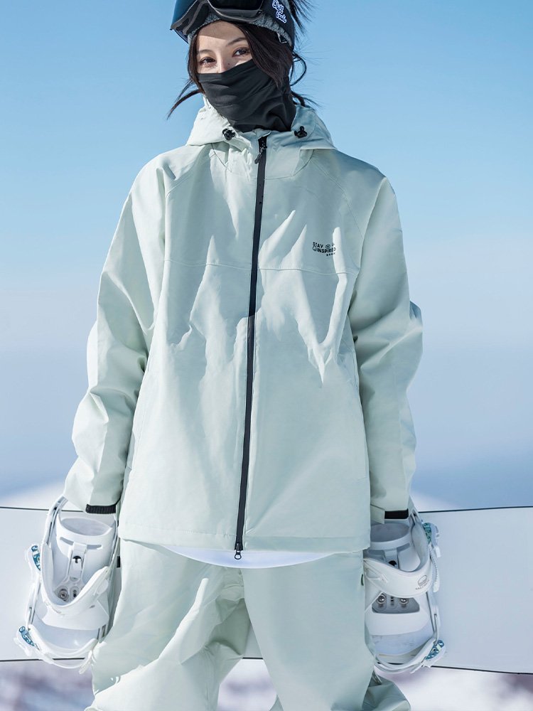johnsnow snowboarding, double-boarding, outdoor easing for young men and women