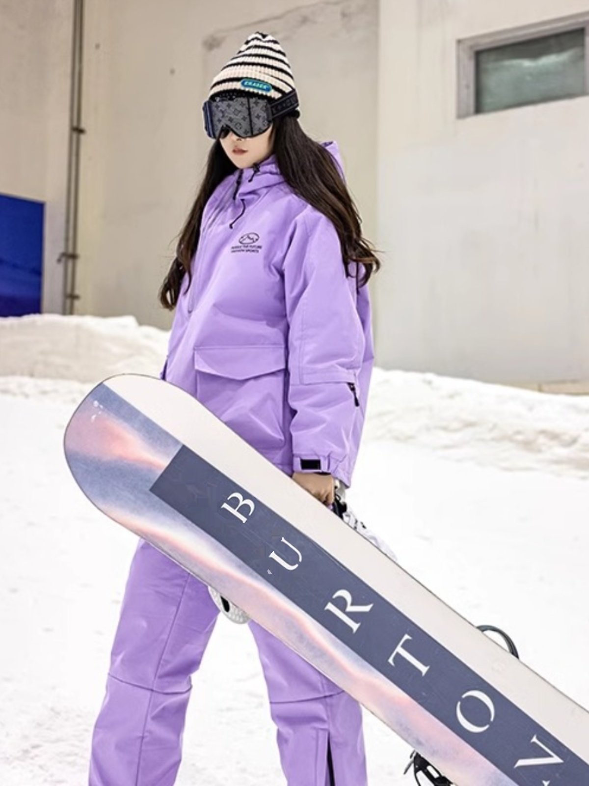 The Italian ski suit, the man and the woman who paid for the heat, the one-board, loose coat, the two-board ski suit
