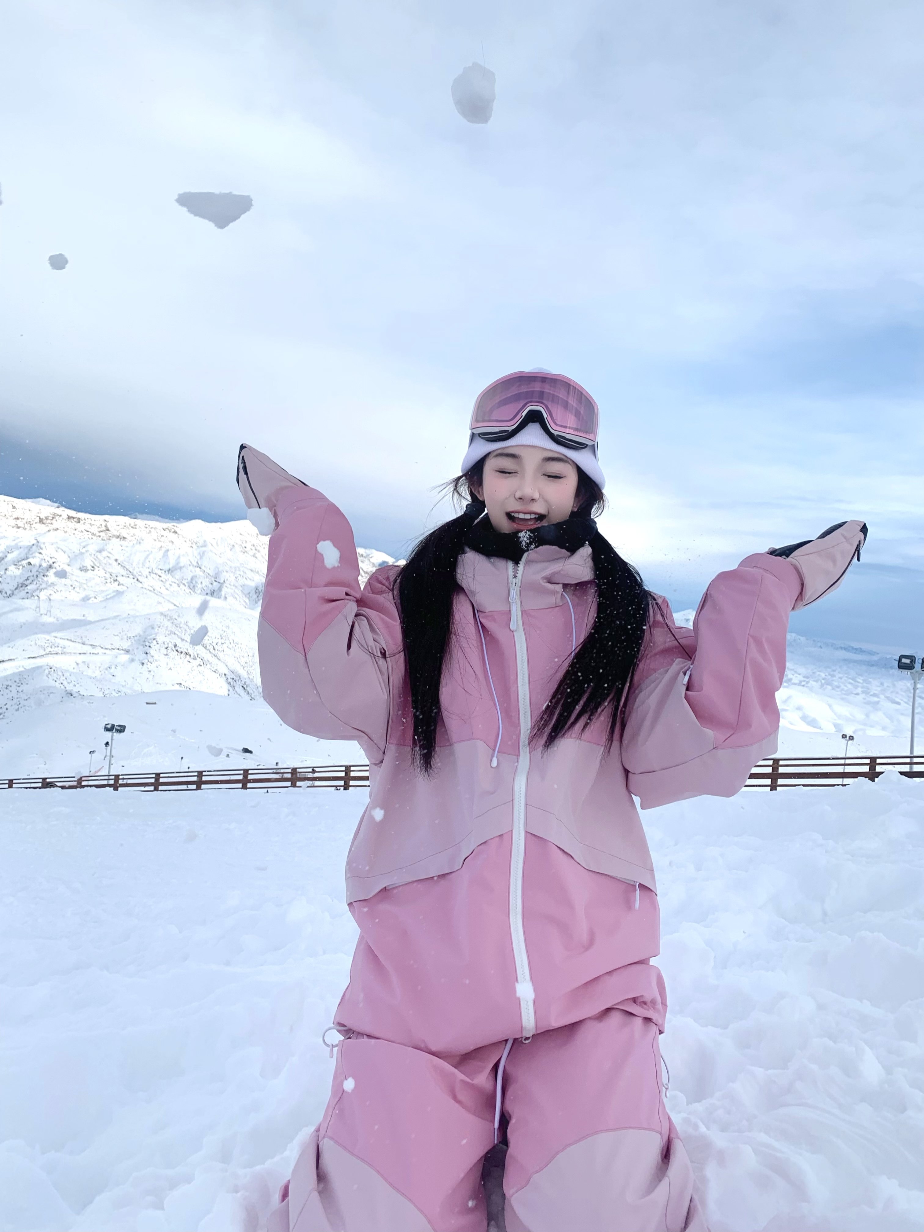 23-24TSI MIRROR PINK DOUBLE-COLOURED SKI SUIT SUIT WITH MEN AND WOMEN