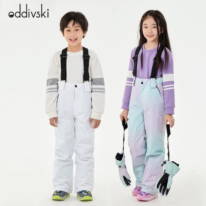 Skisuits for children and snowproof boys and girls