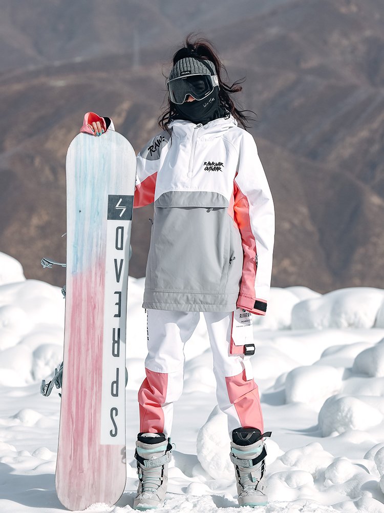 A new ski suit for a woman with an outdoor one-board, double-board ski pants to keep him warm and soft