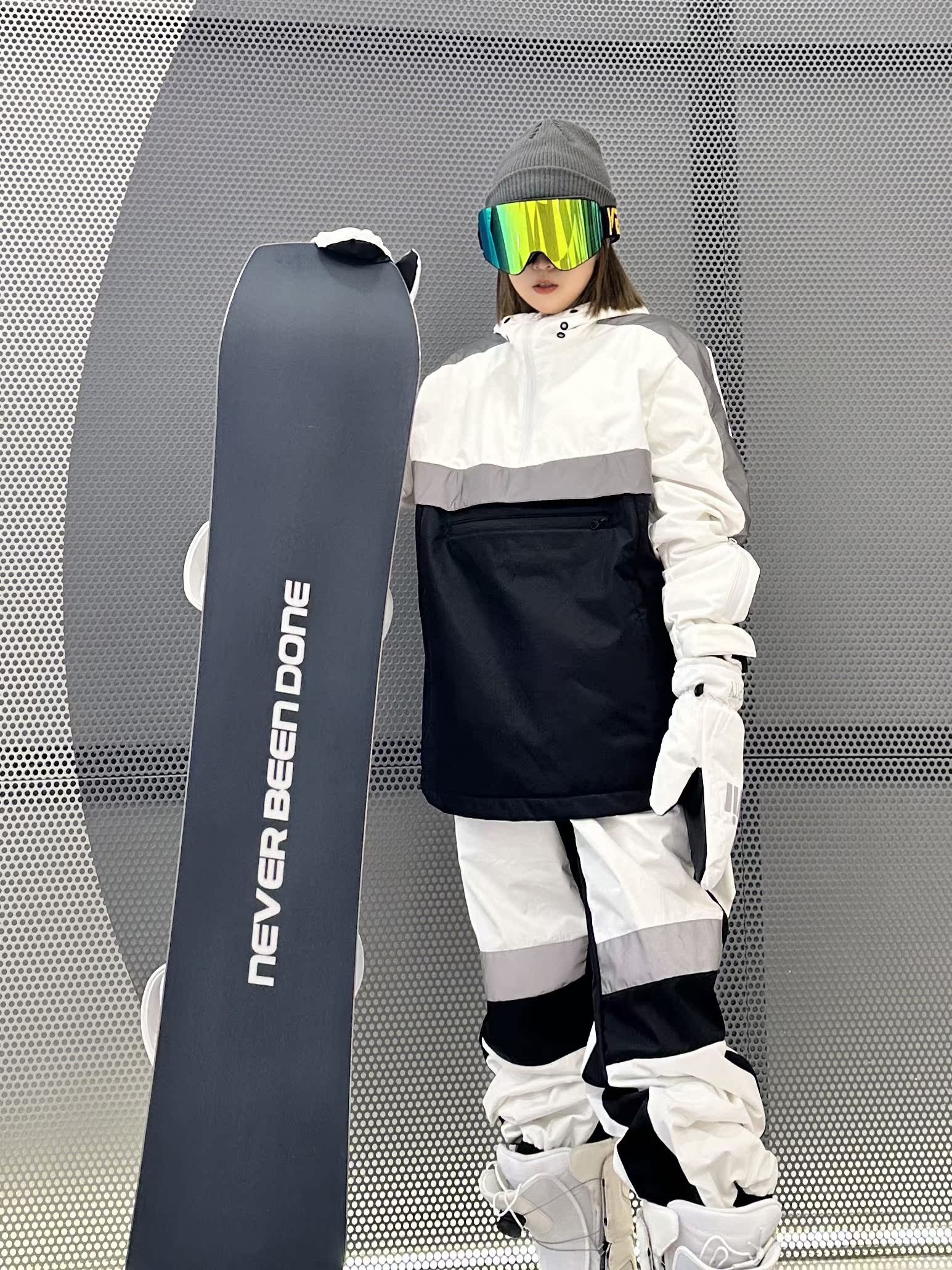 BeeSweet ski suit customization with heating and waterproof ski suit customization does not support reversion