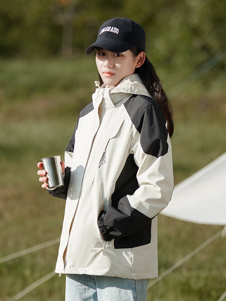 NASA'S ASSAULT SUIT, NEW 2024 JACKETS FOR MEN AND WOMEN, THREE-AND-A-OUT WIND AND WATERPROOF, AND A WARM, WARM MOUNTAIN SUIT