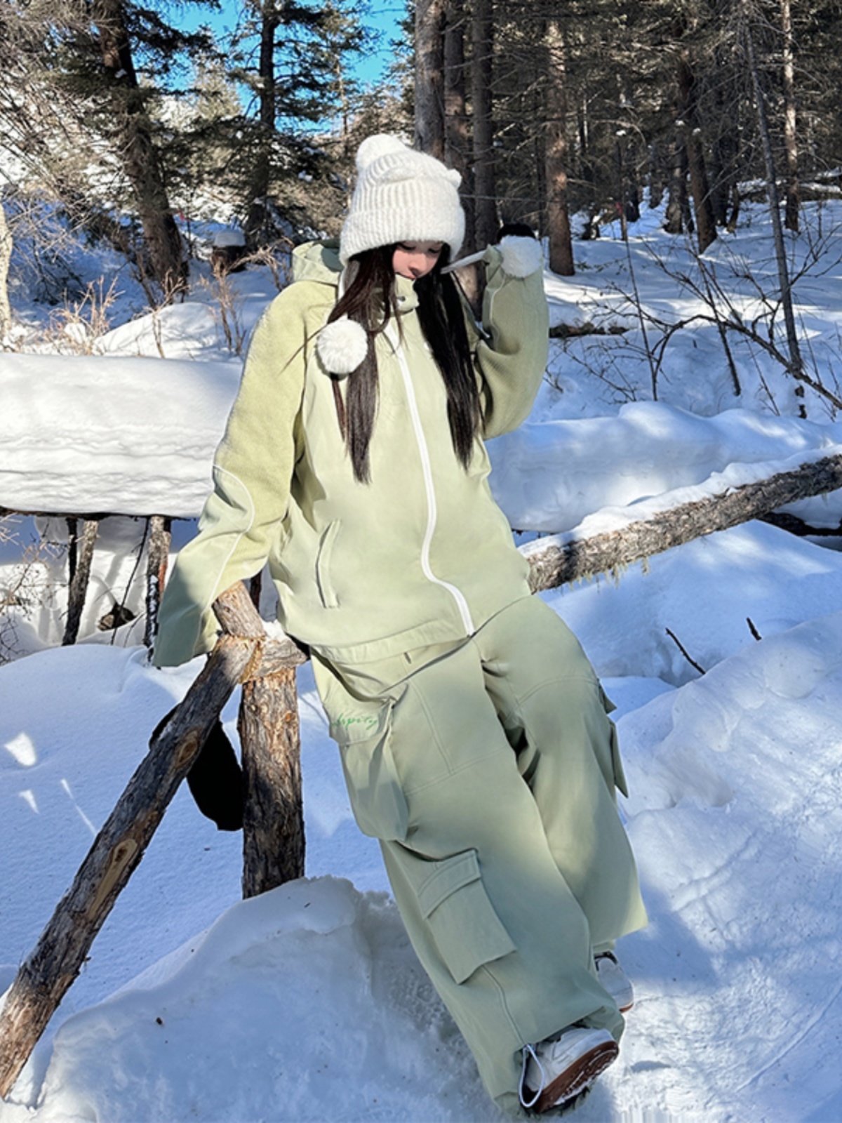 Ren Swordmint Green-Skiker suit for 20K-free, wet-water-resistant and velvet-slab doubleboard
