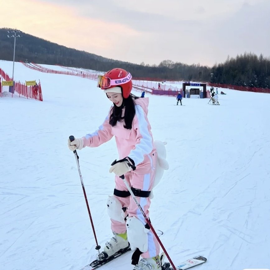 White Hill snowsuits for rental