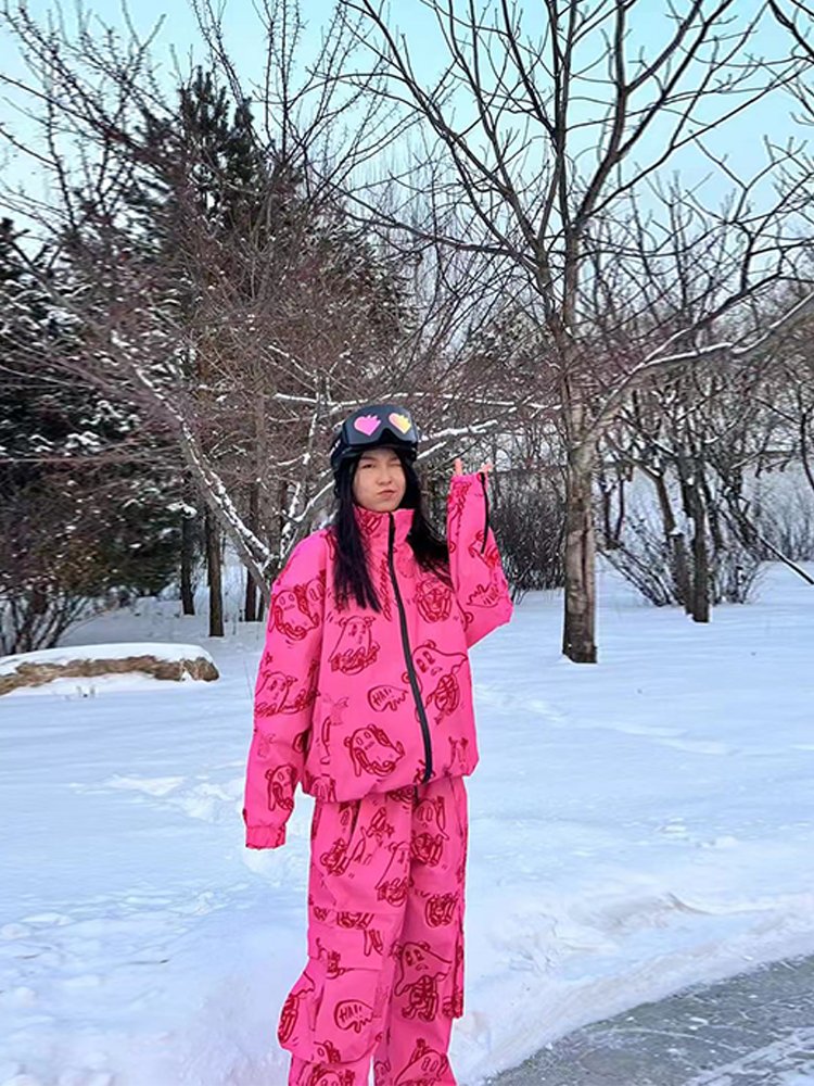 Snowgen's new snow ski suit with a wind and water-proof and velvet-heated skating suit