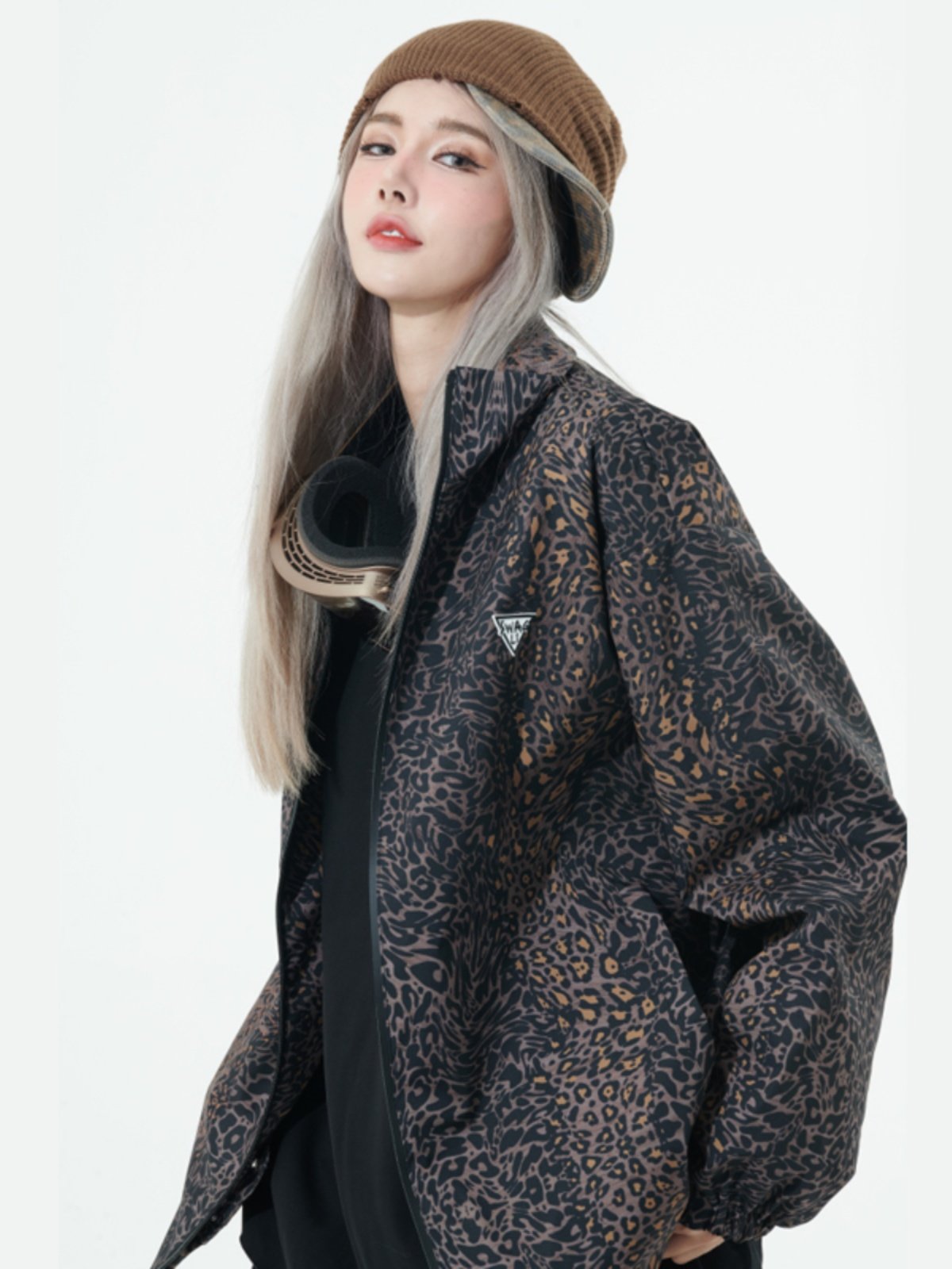 SWAGLI'S NEW LEOPARD-SKIN JACKET, WIND-PROOF, WATER-PROOF, OUT-OF-THE-DOOR LAX SKI SHIRT FOR MEN AND WOMEN