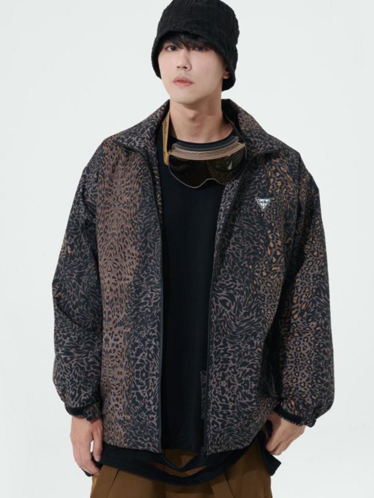 SWAGLI'S NEW LEOPARD-SKIN JACKET, WIND-PROOF, WATER-PROOF, OUT-OF-THE-DOOR LAX SKI SHIRT FOR MEN AND WOMEN