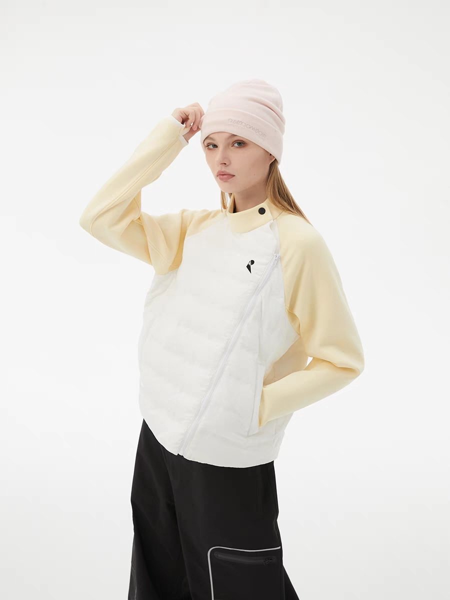 FreeSpin's new RandomPow velvet suit to keep the outdoor ski suit warm