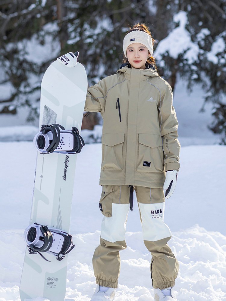 The tallest ski suit for a woman with a single, American, loose coat for a man with two pairs of snow pants